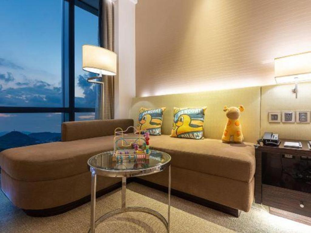 New World Guiyang Hotel Extérieur photo