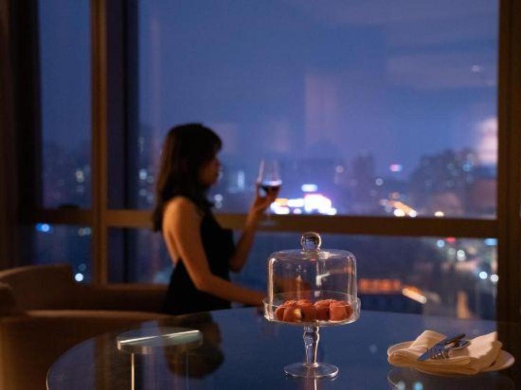 New World Guiyang Hotel Extérieur photo