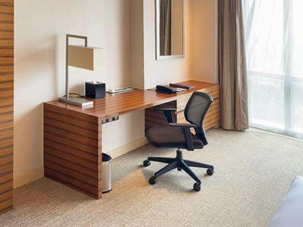 New World Guiyang Hotel Extérieur photo