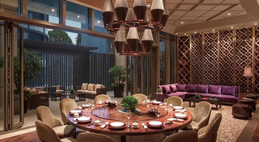 New World Guiyang Hotel Extérieur photo
