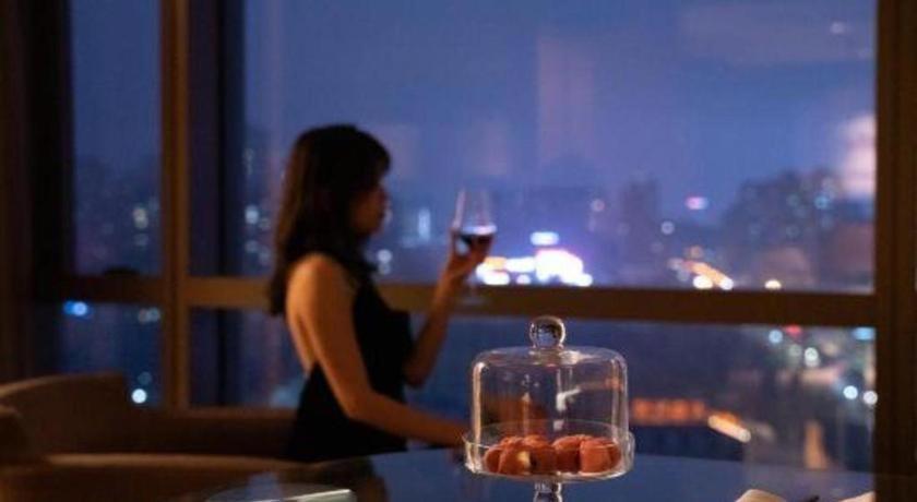New World Guiyang Hotel Extérieur photo