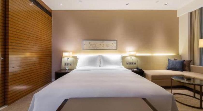 New World Guiyang Hotel Extérieur photo
